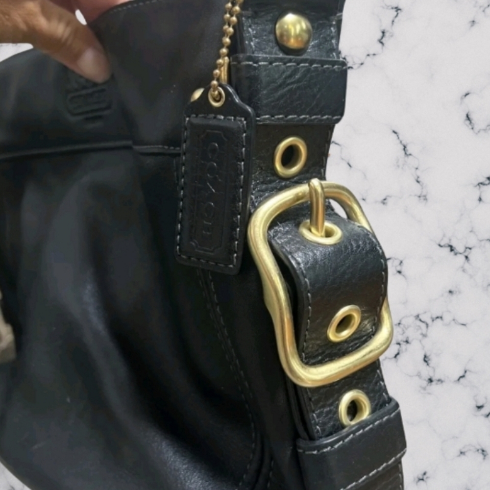 Coach black leather shoulder bag - Picture 2 of 8